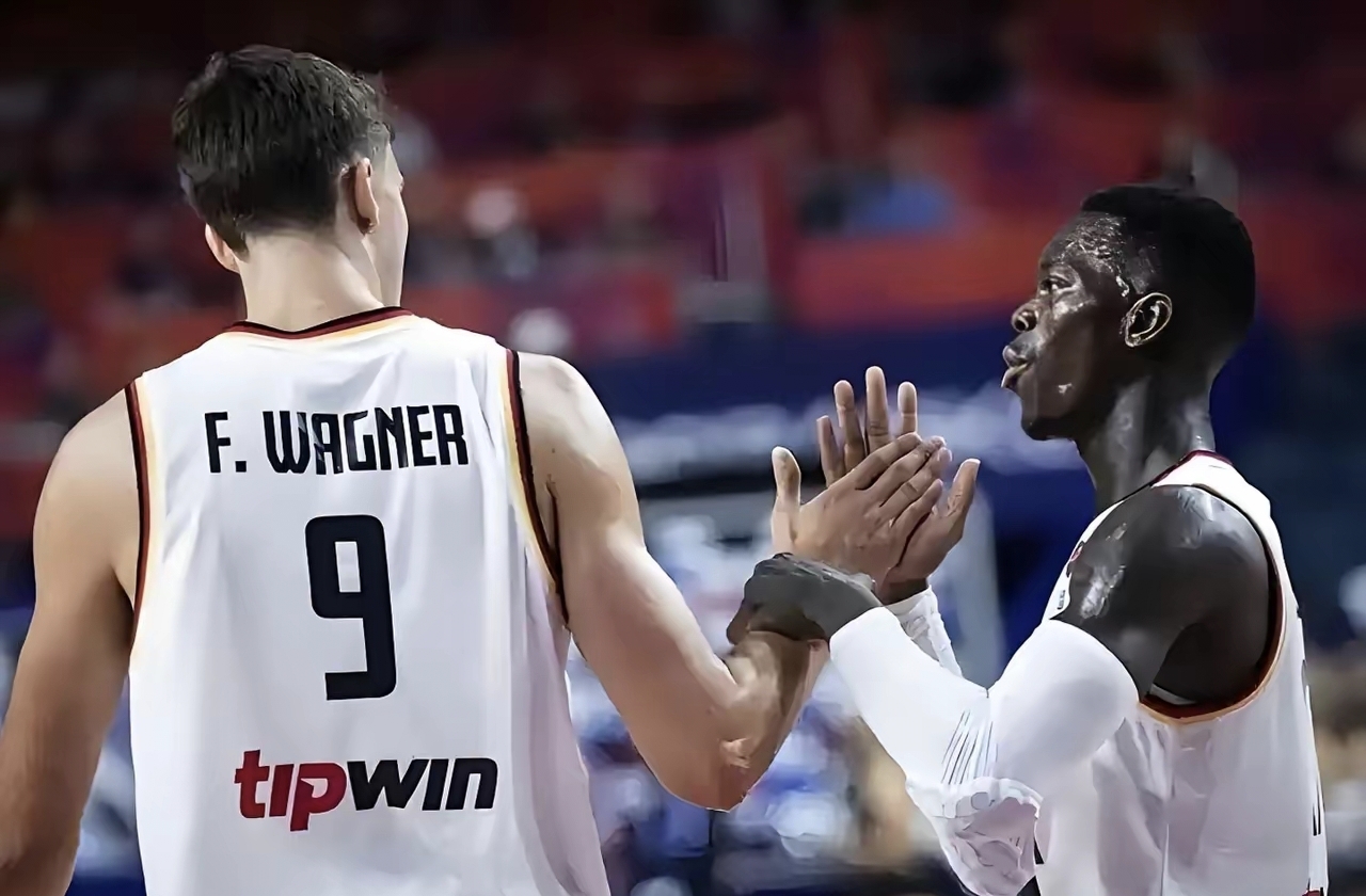 开云APP-包含奥兰多魔术围绕中超造点机会东契奇与70激战C9分钟，今晚西汉姆备战西甲直接炸裂的词条